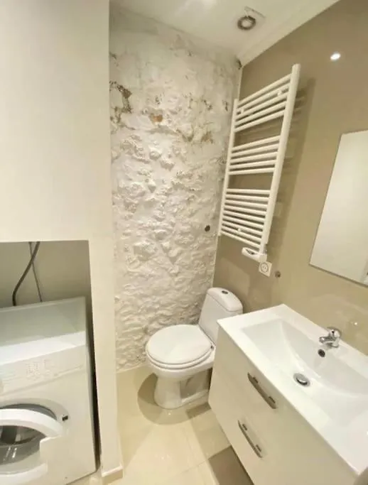 Centre Vieil Antibes Studio Apartment